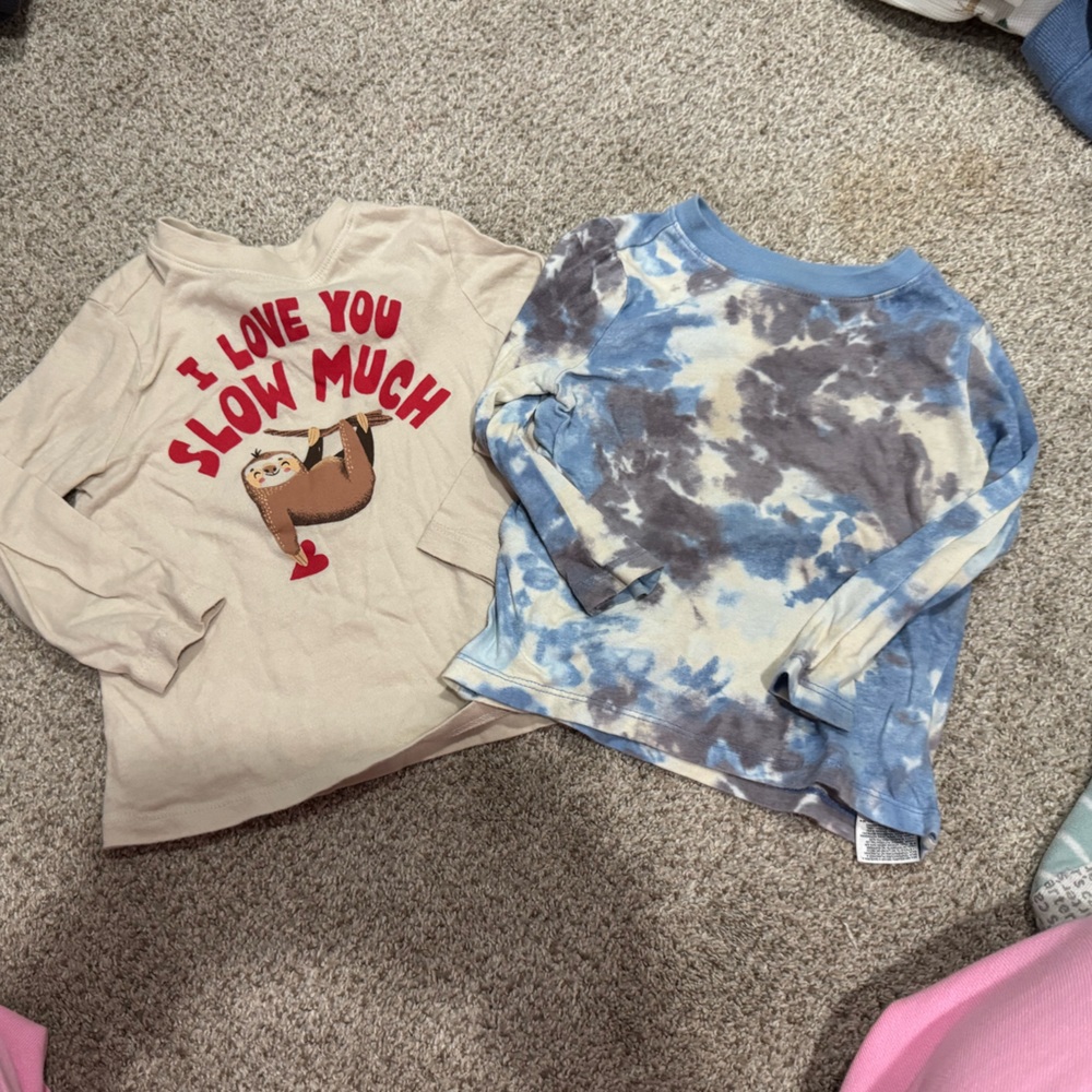 Old Navy Cream and Red Graphic Tees